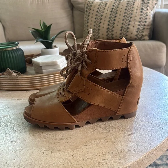 Sorel Joanie Brown Lace-Up Wedge Sandals - Picture 2 of 7